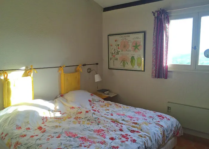 Verdon Views Pool & Terrace Montagnac (Alpes-de-Haute-Provence)