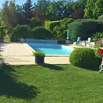 Дом отдыха Verdon Views Pool & Terrace Монтаньяк