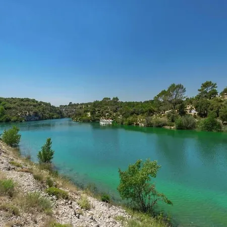 Verdon Views Pool & Terrace Montagnac (Alpes-de-Haute-Provence)