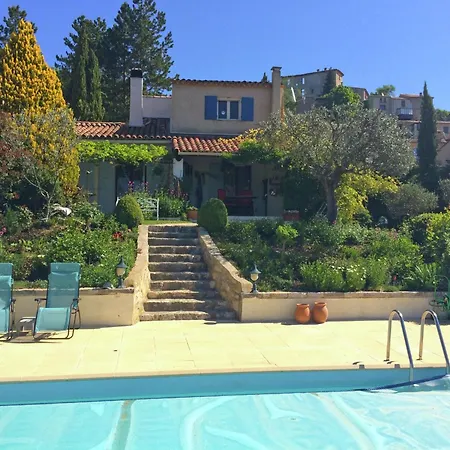 Feriehus Verdon Views Pool & Terrace